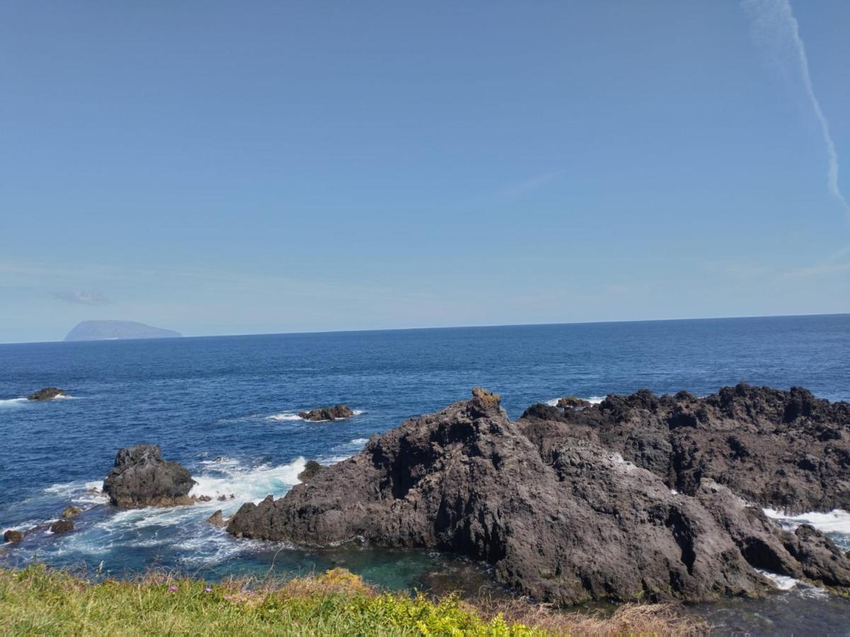 Alojamento Local M&I Lajes das Flores Bagian luar foto
